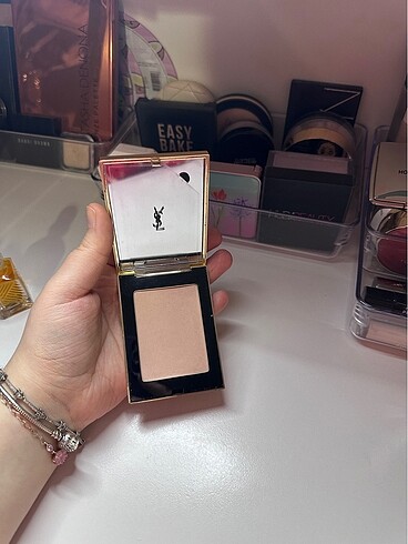 Yves saint pudra - Görsel 4