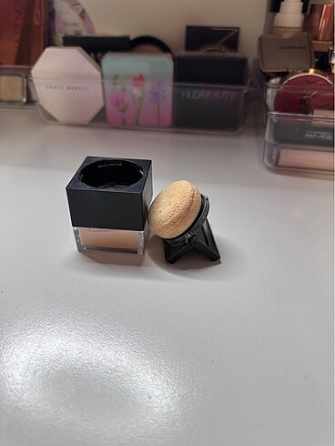 Huda beauty mini pudra - Görsel 4