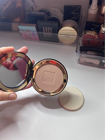 Estee lauder pudra - Görsel 2