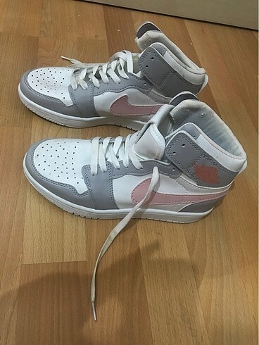 37 Beden Nike air jordan spor ayakkabı