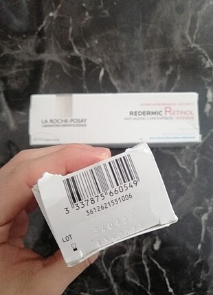 la Roche posay redermic retinol