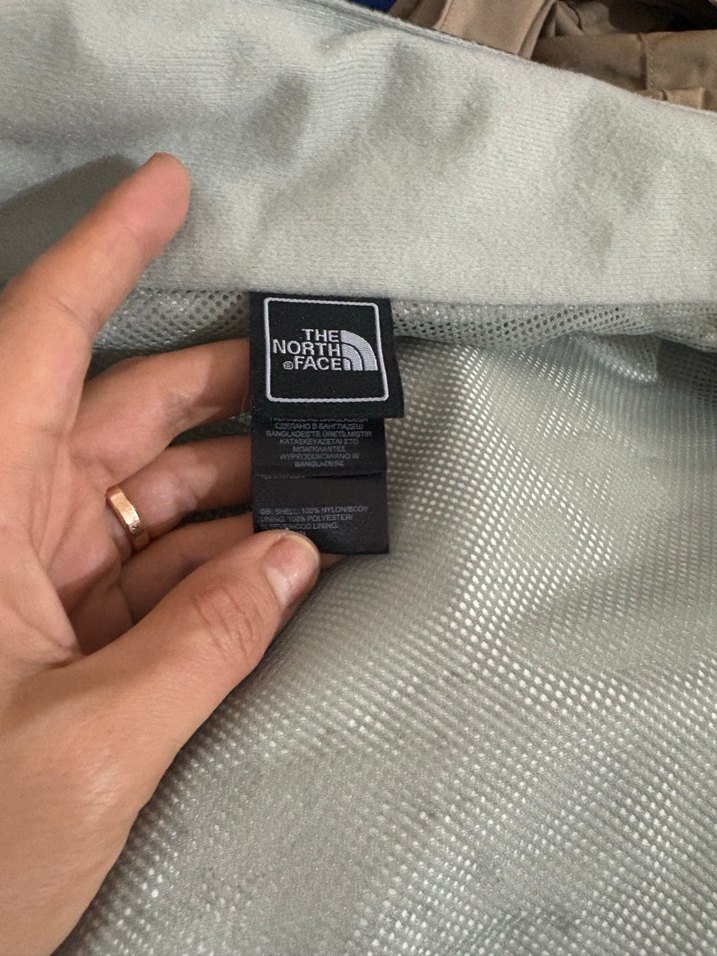 The north Face yağmurluk - Görsel 3