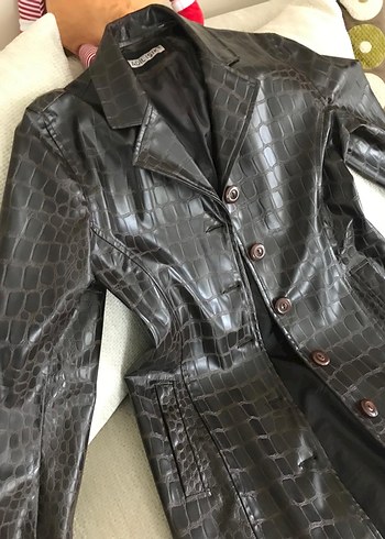 Adil Işık marka düğmeli Koyu Kahverengi Uzun Deri Ceket M beden - Görsel 2