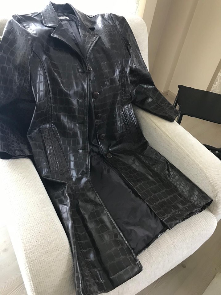 Adil Işık marka düğmeli Koyu Kahverengi Uzun Deri Ceket M beden - Görsel 3