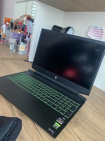 Beden HP PAVILION 15-EC2056NT