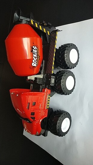  Buldozer oyuncak