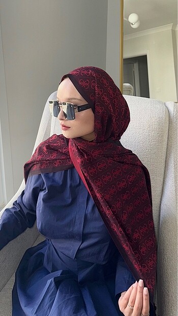 Gucci desen çift taraflı şal