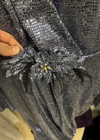 44 Beden gri Renk Gri parlak desen Uzun Abiye Elbise