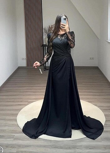 Siyah taşlı abiye