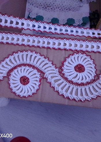 Bordo Dantel İşlemeli El İşi Kumaş