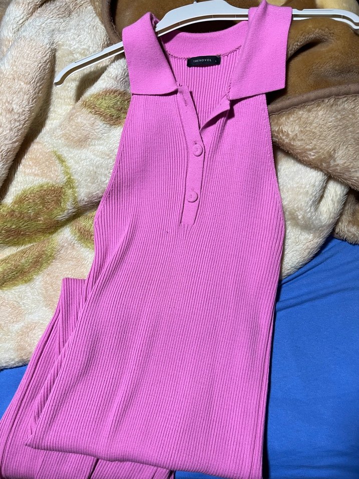 Kadın Pembe Düğmeli Kolsuz Triko - Görsel 4