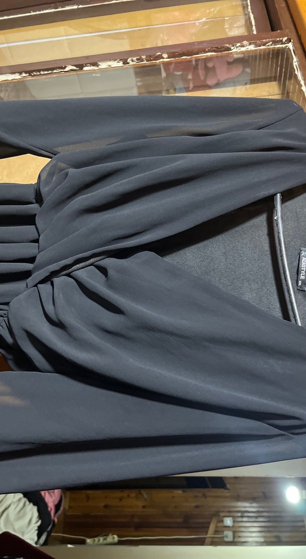 Uzun Siyah Drapeli Kadın Elbise - Görsel 3