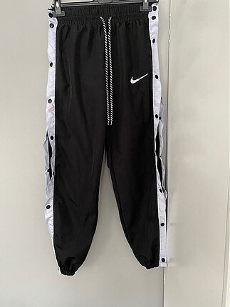 paraşüt nike eşofman