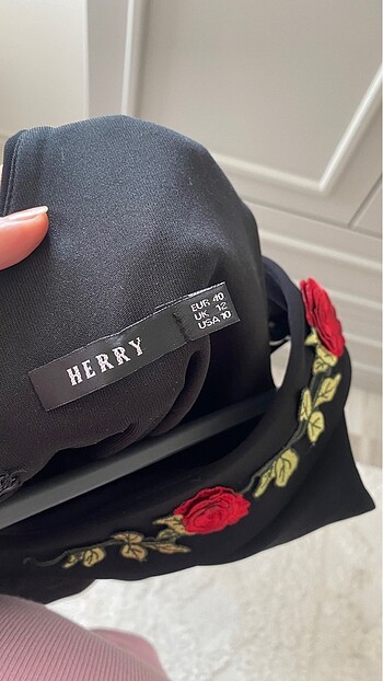 40 Beden siyah Renk Herry Elbise