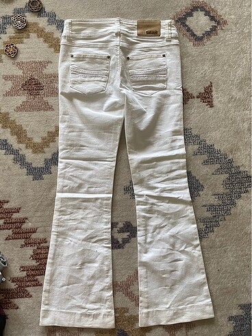 29 Beden Network casual beyaz pantalon
