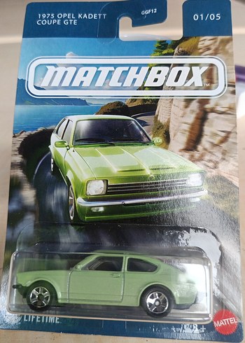 Yeşil Parlak 1975 Opel Kadett Coupe GTE