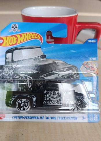 Hot Wheels Siyah '56 Ford Kamyon Oyuncak Araba