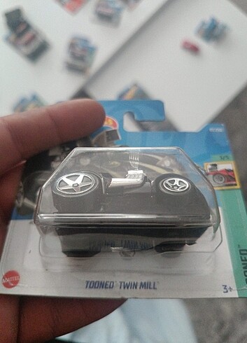Hot wheels TH