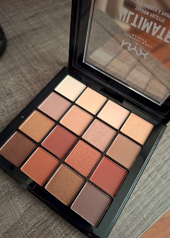 Nyx 16'lı Göz Farı Paleti