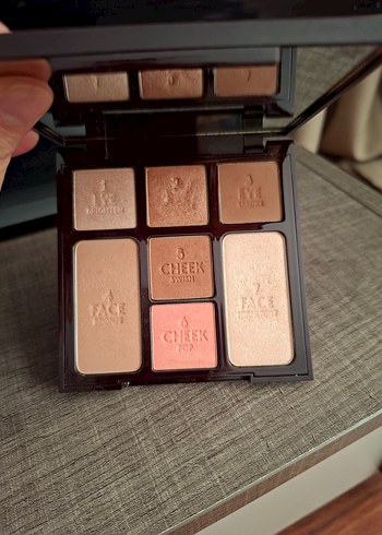 Charlotte tilbury far paleti - Görsel 9