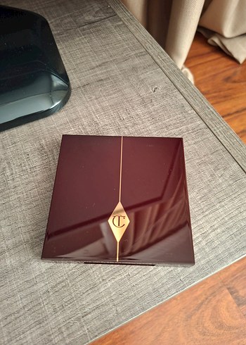 Charlotte tilbury far paleti - Görsel 3