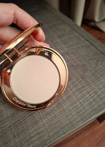 Charlotte tilburry Pudra - Görsel 2