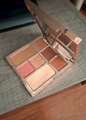 Charlotte tilbury koleksiyonundan - Görsel 2