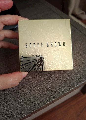 Bobbi brown aydınlatıcı - Görsel 6