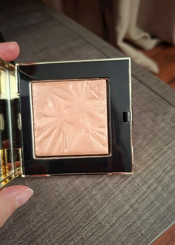 Bobbi brown aydınlatıcı - Görsel 3