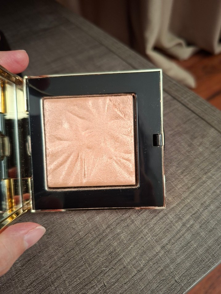 Bobbi brown aydınlatıcı - Görsel 3