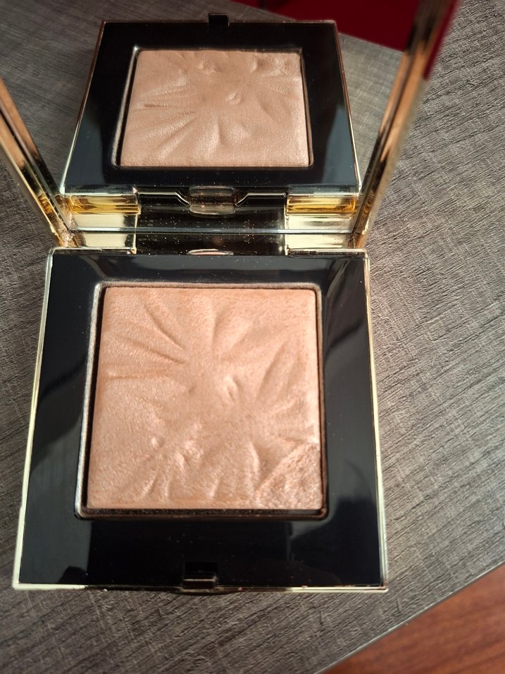 Bobbi brown aydınlatıcı - Görsel 2