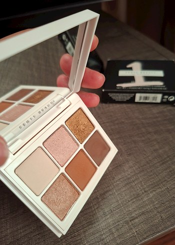 Fenty Beauty Bej Tonlarda Altı Renkli Far Paleti - Görsel 6