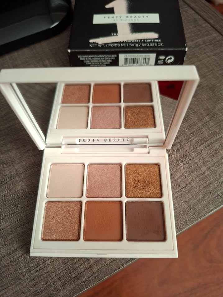 Fenty Beauty Bej Tonlarda Altı Renkli Far Paleti - Görsel 3