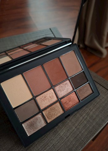 Nars Bej Tonlarda Göz Farı Paleti - Görsel 3