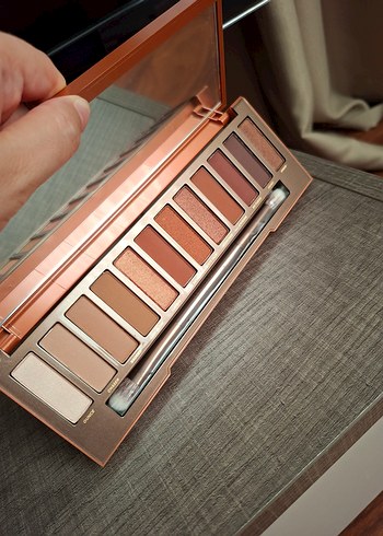 Urban decay Bej Tonlarda Göz Farı Paleti - Görsel 5