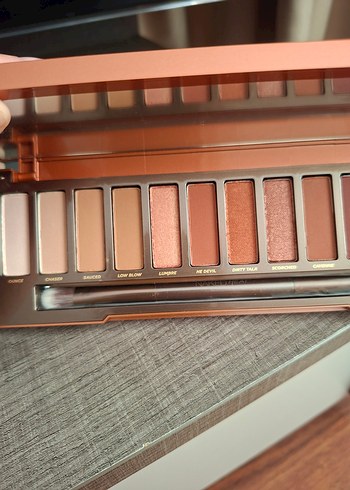 Urban decay Bej Tonlarda Göz Farı Paleti - Görsel 3