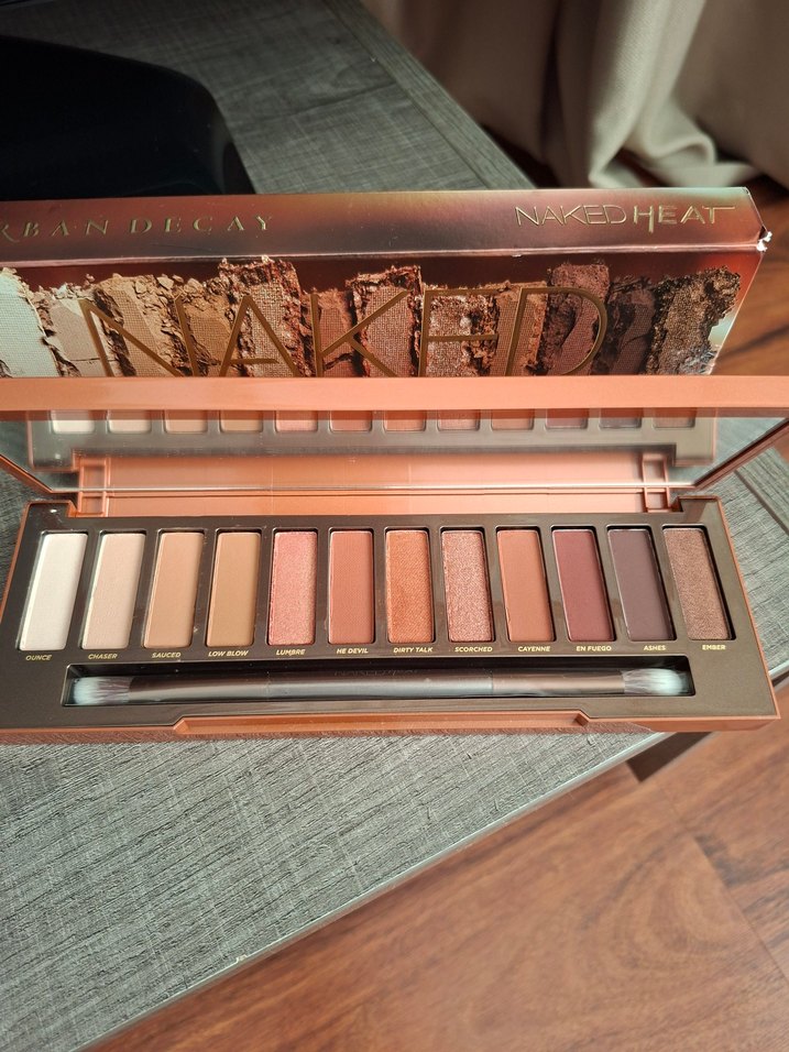 Urban decay Bej Tonlarda Göz Farı Paleti - Görsel 2