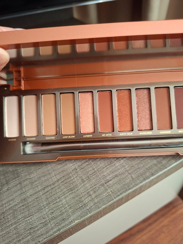 Urban decay Bej Tonlarda Göz Farı Paleti - Görsel 3