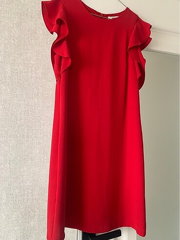 kısa kırmızı elbise