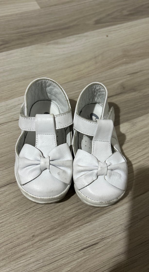 Kız Çocuk Beyaz Fiyonk Detaylı Babet - Görsel 2