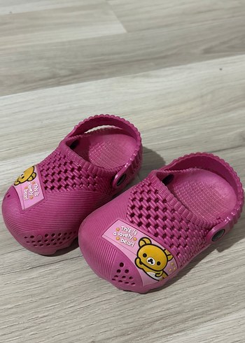 Kız Çocuk Pembe Kaydırmaz Bantlı Terlik - Görsel 4