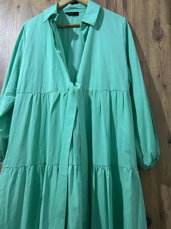 V Yaka Uzun Turkuaz Keten Elbise - Görsel 4