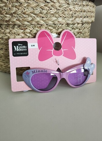Minnie mouse güneş gözlüğü 