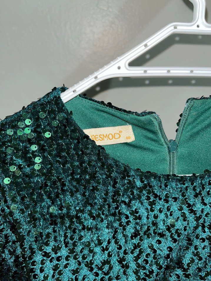Yeşil Payetli Uzun Kollu Kadın Elbise - Görsel 2