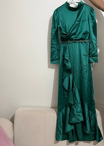 Parlak Yeşil Uzun Kollu Abiye Elbise - Görsel 2