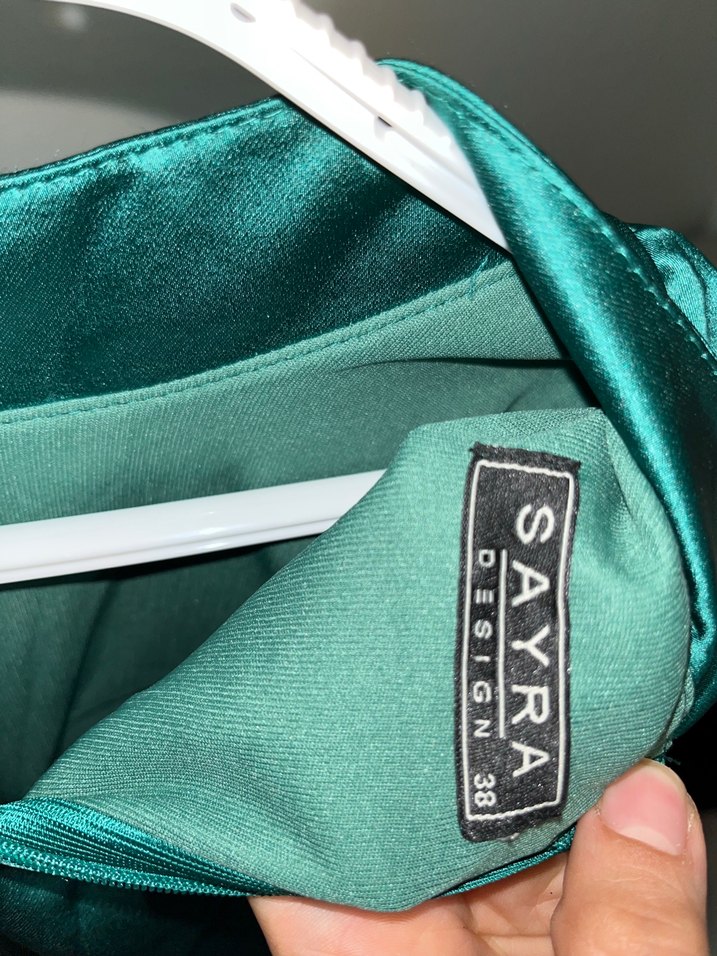 Parlak Yeşil Uzun Kollu Abiye Elbise - Görsel 4