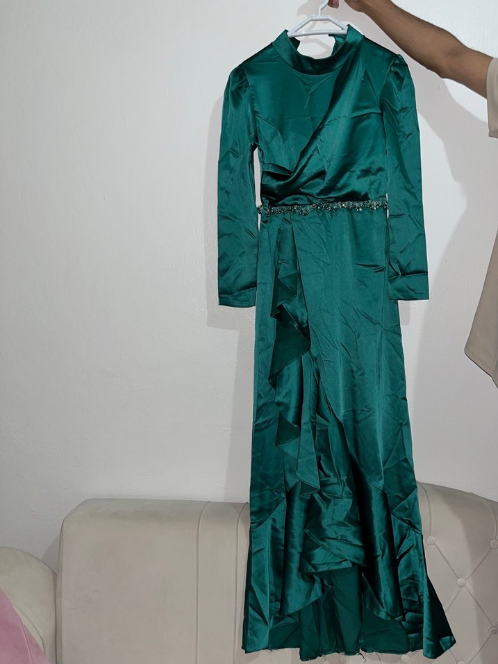 Parlak Yeşil Uzun Kollu Abiye Elbise - Görsel 3