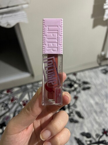 maybelline lifter plump 006