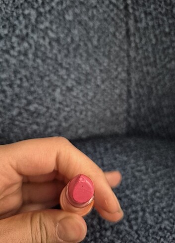 Avon ruj 