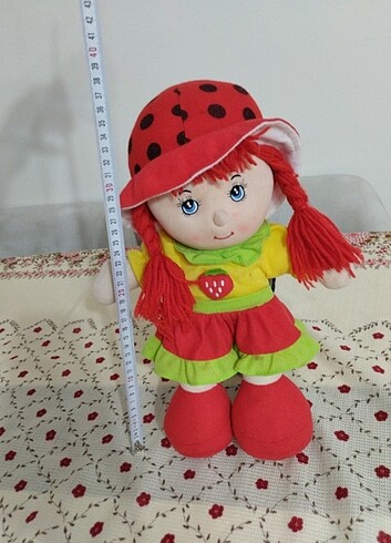 Beden Karsan ÇİLEK KIZ Meyve Bez Bebek Serisi 30 cm